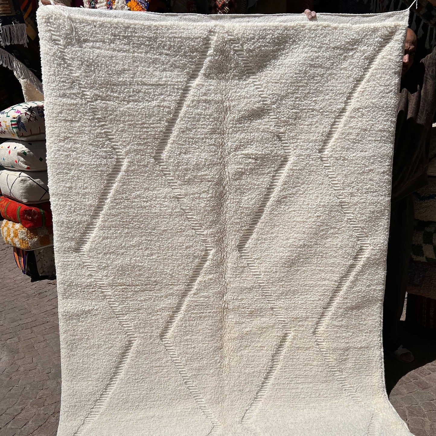Tapis berbère Beni Ouarain en losanges • Élégance minimaliste blanc