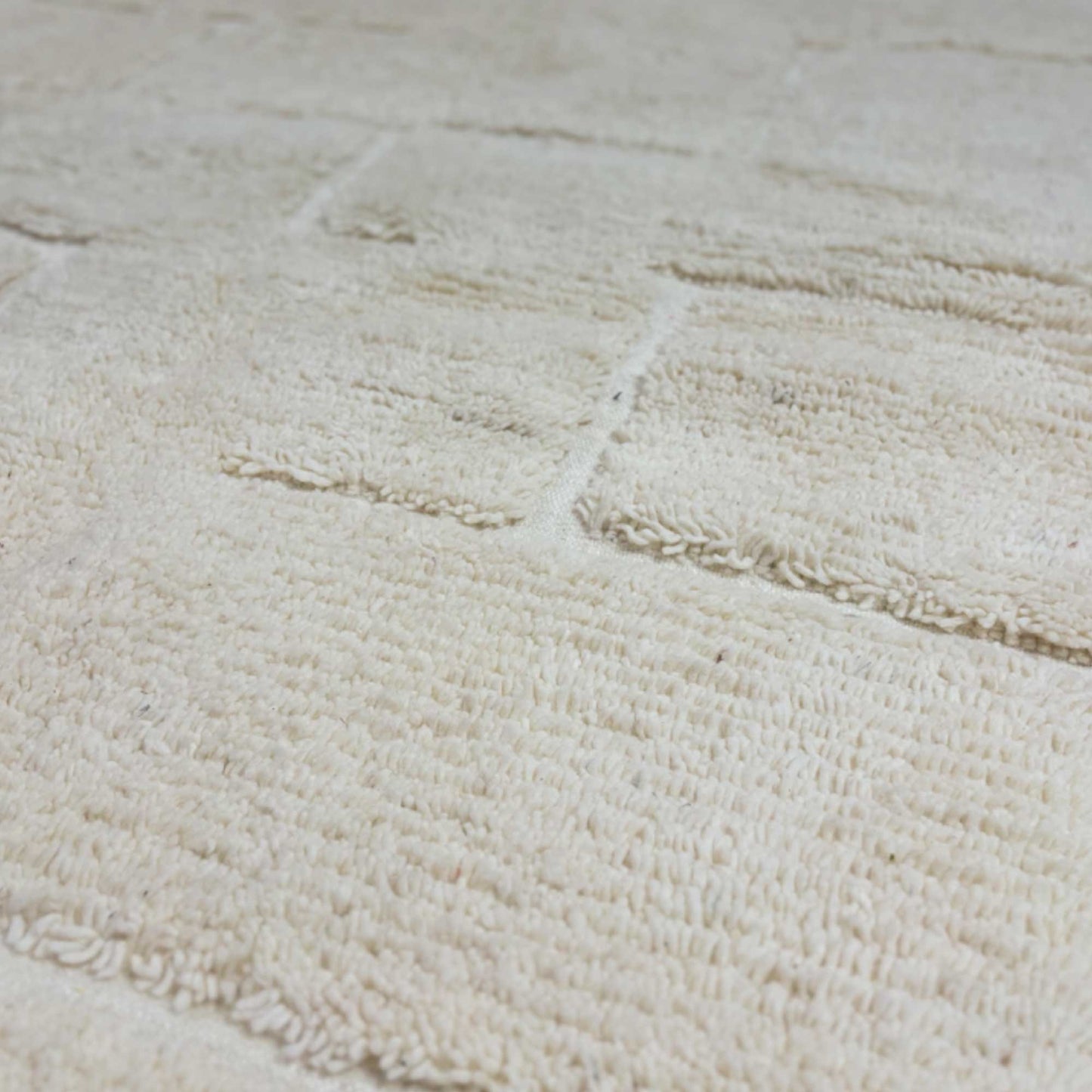 Tapis berbère Beni Ouarain • Motif lignes géométriques en carrés blanc