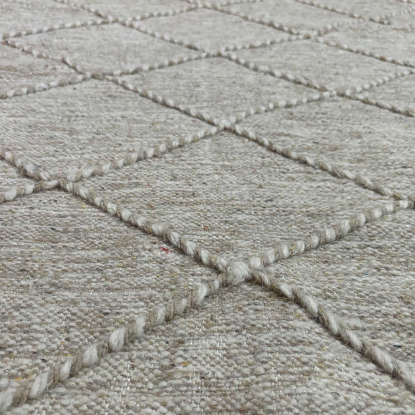 Tapis berbère Kilim • Motif losanges brun minimaliste