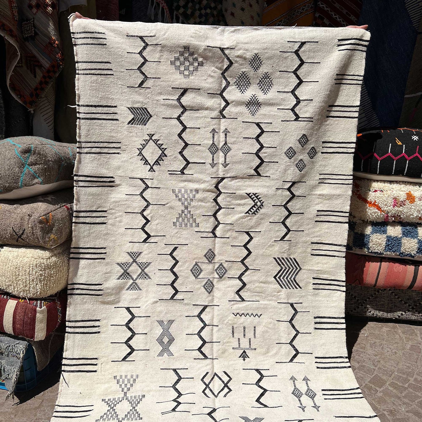 Tapis Berbère Kilim • Moderne noir et blanc