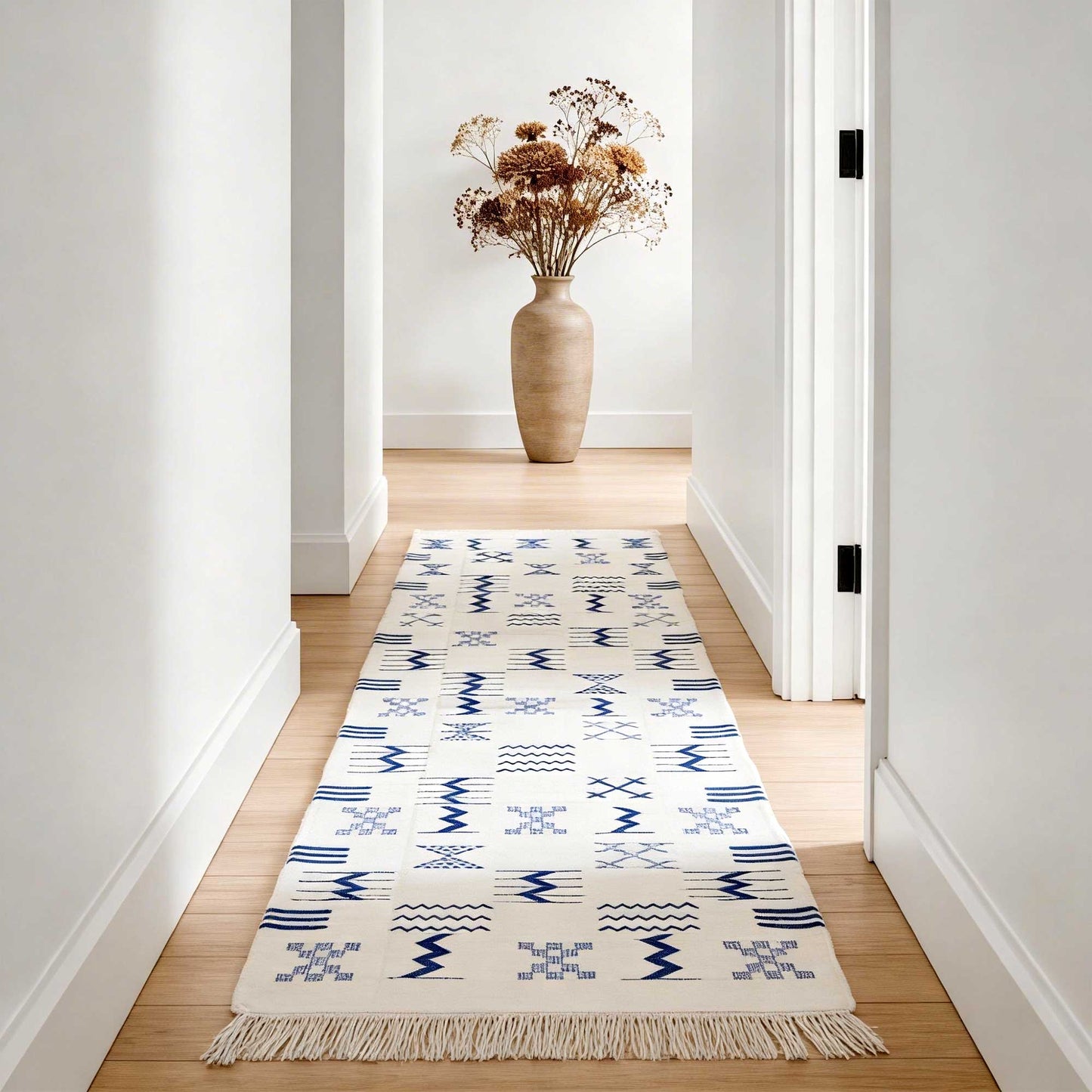Azura • le tapis berbère Kilim qui fait entrer un souffle d’ailleurs • 80 x 270 cm