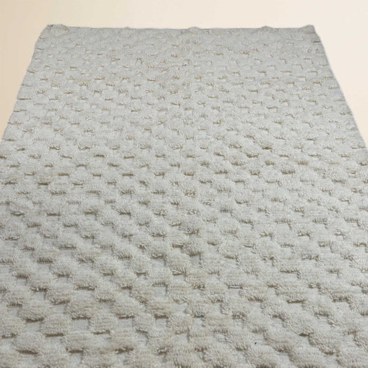 Beni Ouarain Berber Rug • Textured white tile pattern