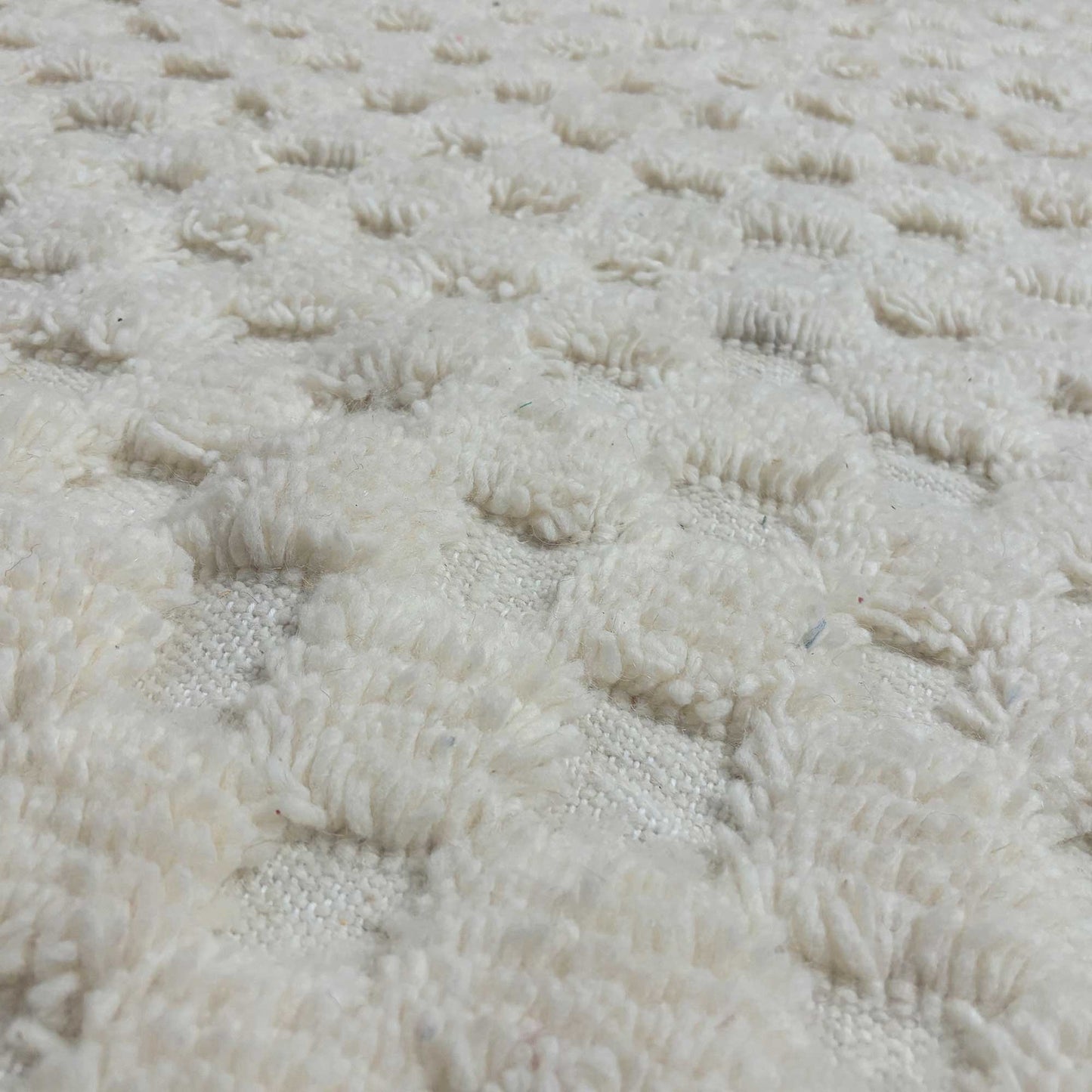 Beni Ouarain Berber Rug • Textured white tile pattern