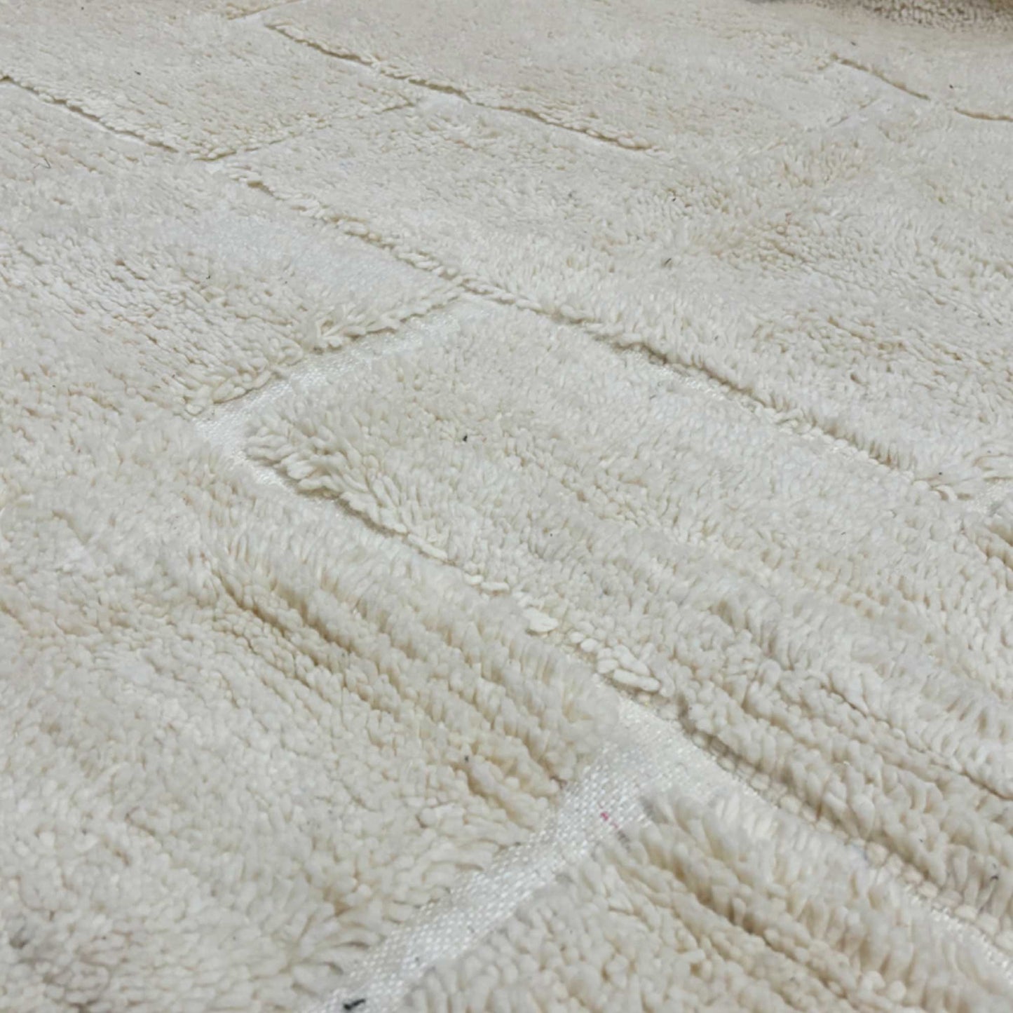 Tapis berbère Beni Ouarain • Motif lignes géométriques en carrés blanc