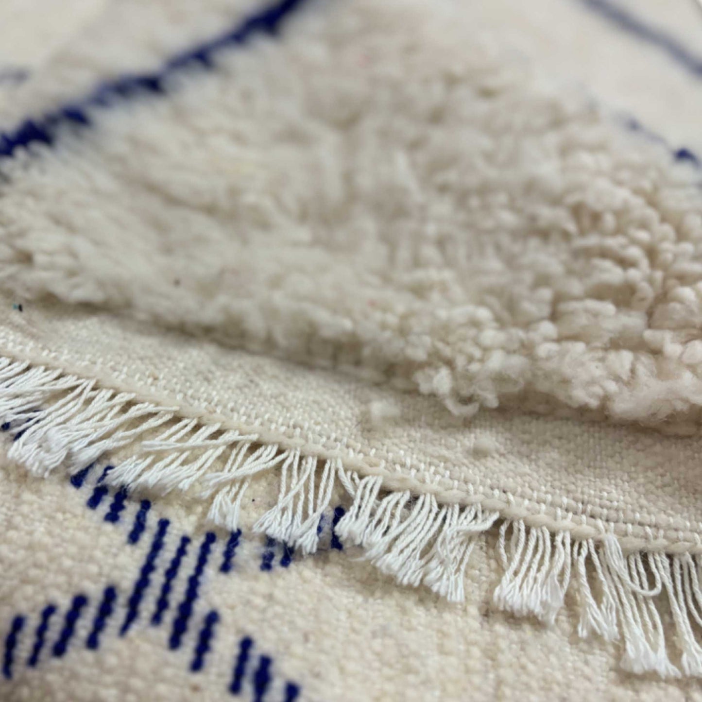 Tapis berbère Beni Ouarain • Motif losanges bruns sur fond beige