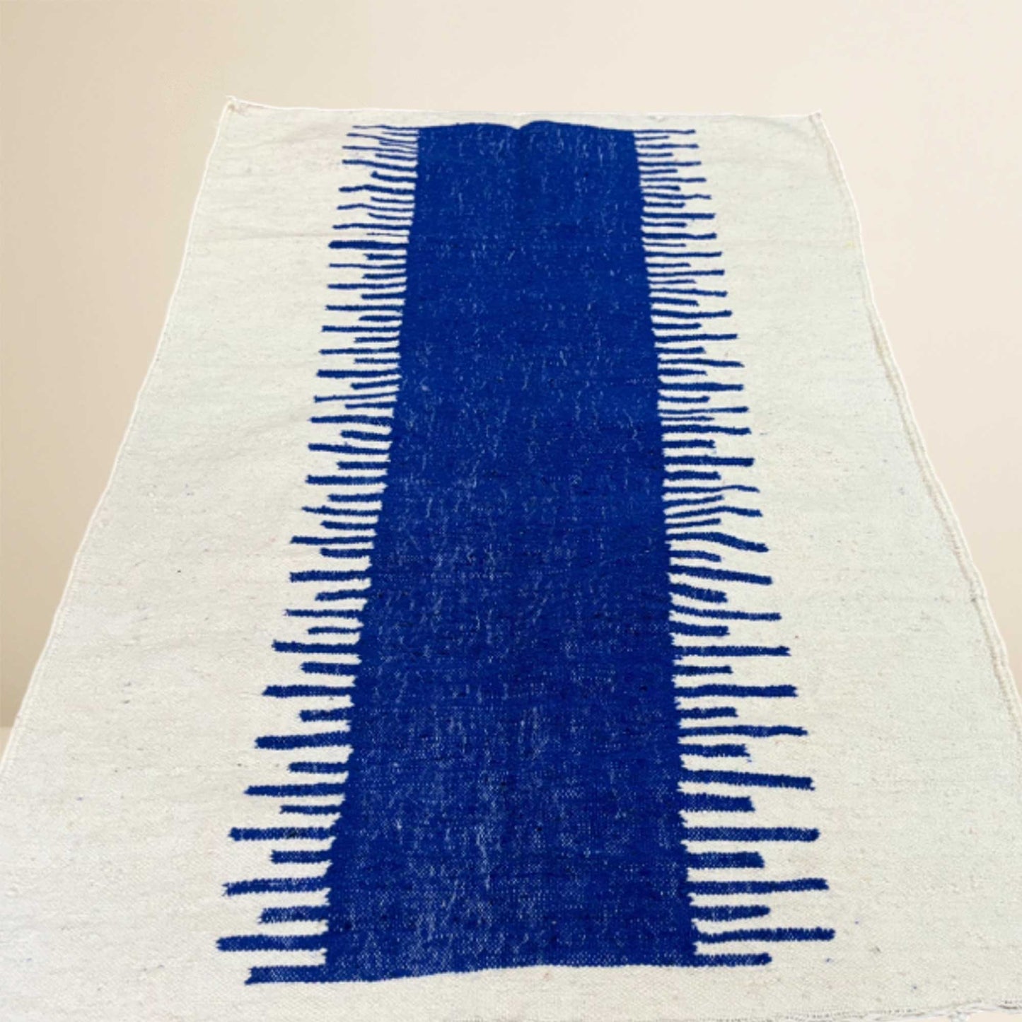 Tapis berbère Kilim • Bande bleue Majorelle