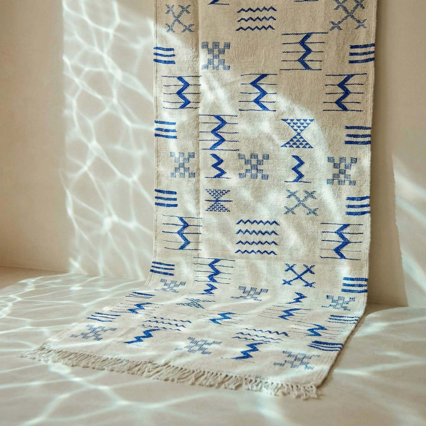 Azura • le tapis berbère Kilim qui fait entrer un souffle d’ailleurs • 80 x 270 cm