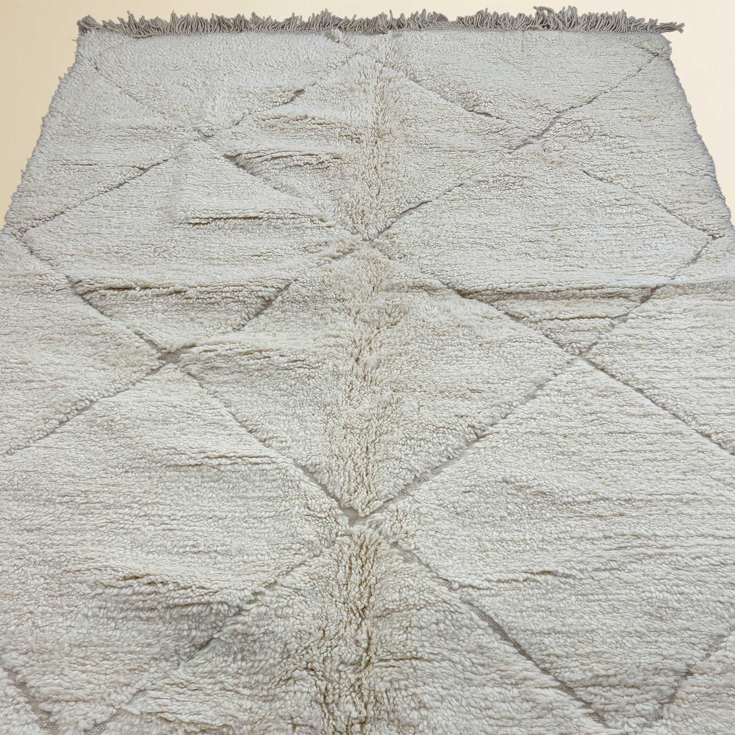 Nahla • Le tapis berbère au reflet d’un calme intérieur • 164 x 247 cm